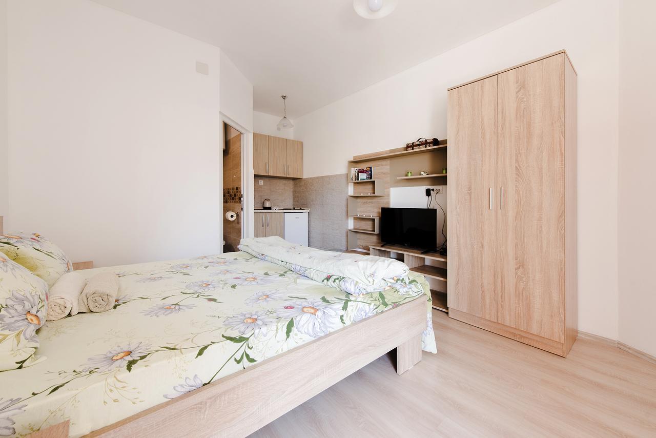 Apartments Vukmarkovic Sutomore Exterior photo